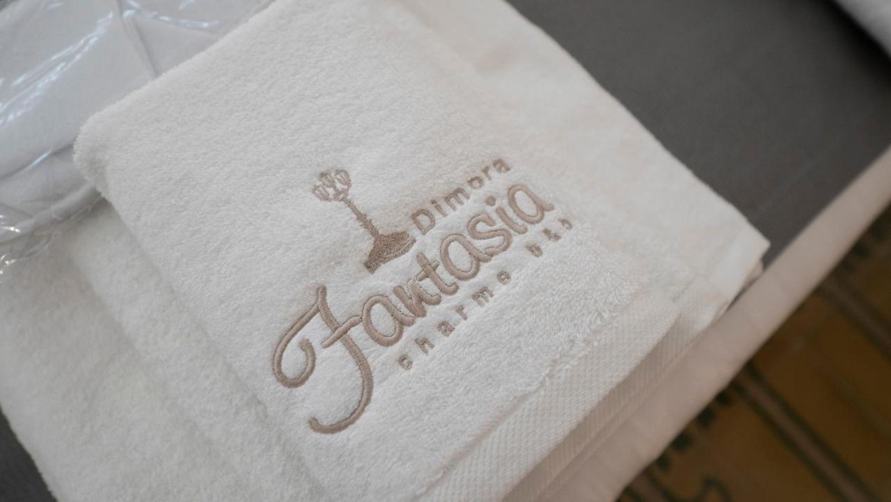 Dimora Fantasia Charme Bed & Breakfast *