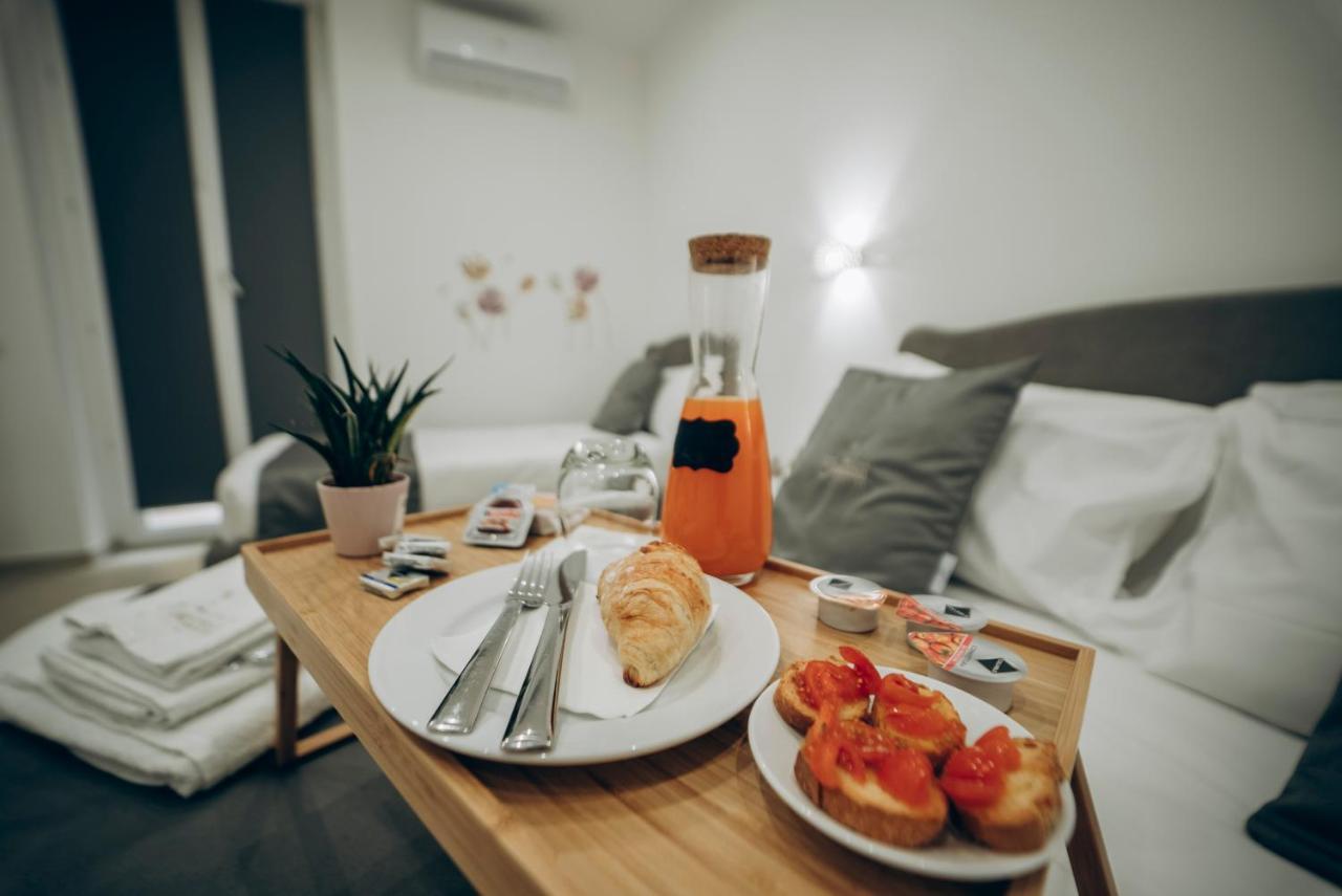 Dimora Fantasia Charme Bed & Breakfast Bari