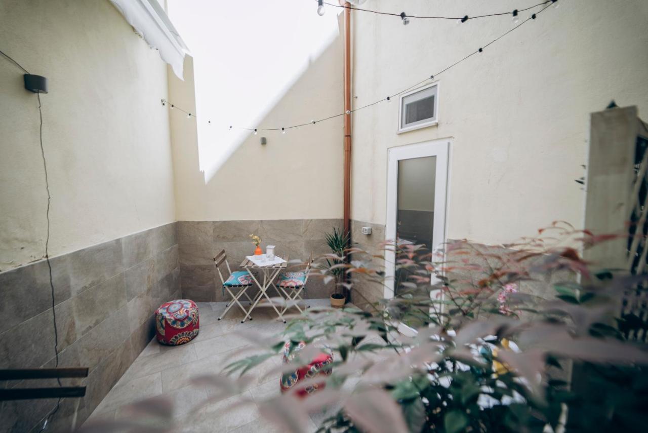 Dimora Fantasia Charme Bed & Breakfast