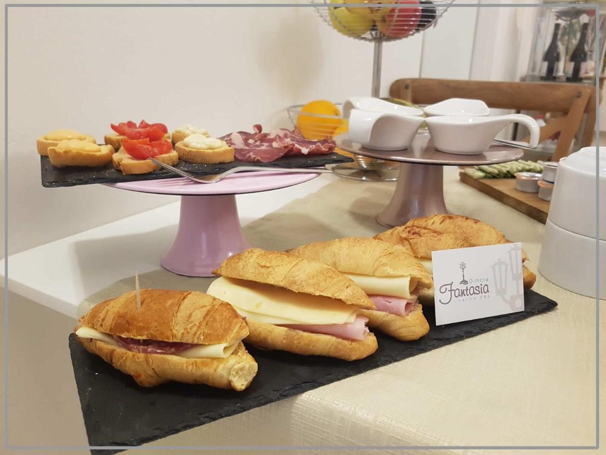 Dimora Fantasia Charme Bed & Breakfast
