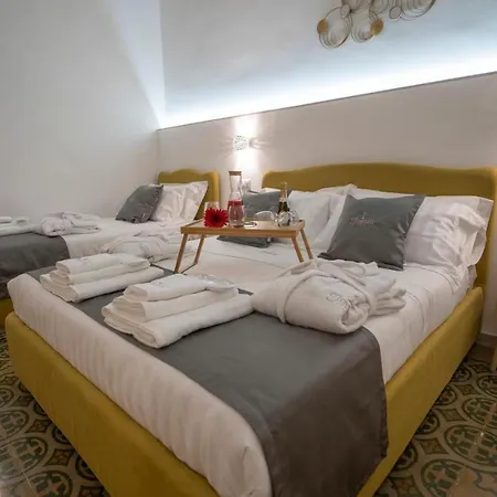 Dimora Fantasia Charme B&B Bari Esterno foto