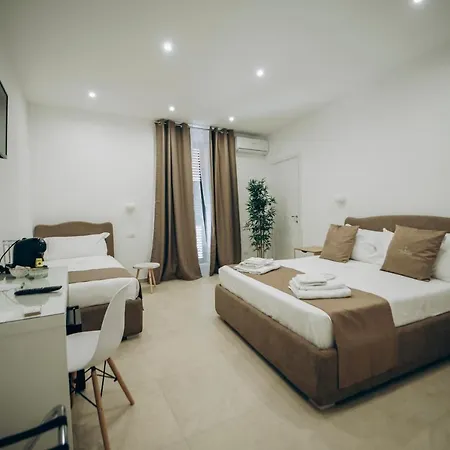 Dimora Fantasia Charme B&B Bari Esterno foto