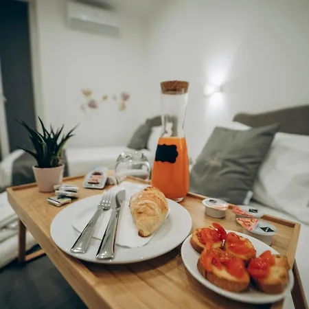 Dimora Fantasia Charme B&B Bari Esterno foto