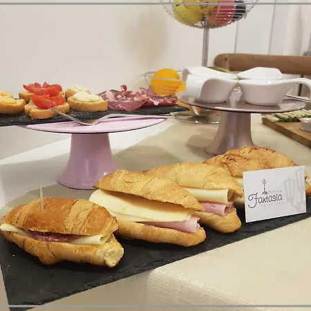 Dimora Fantasia Charme B&B Bari Esterno foto